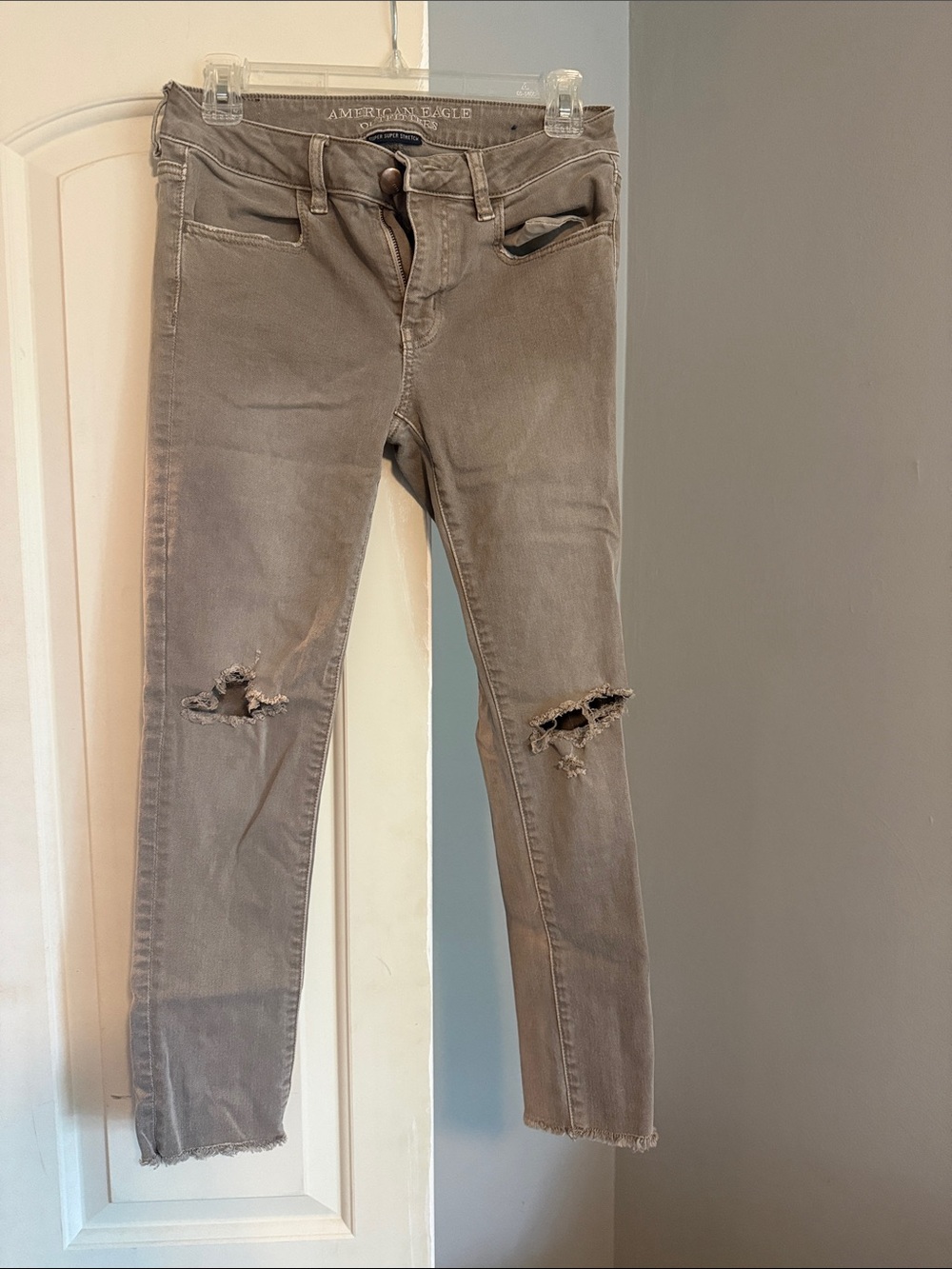 American eagle straight leg crop jeans